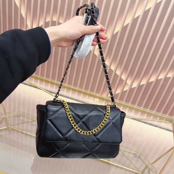 new for wave bag leather shoulder designer bags women totes vintage fashion socialite genuine smooth quilting cover lady woman chain luxury
new for wave bag leather shoulder designer bags women totes vintage fashion socialite genuine smooth quilting cover lady woman chain luxury