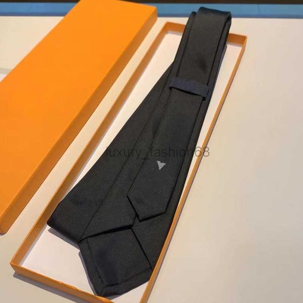 men necktie design mens ties fashion neck tie 2 style letter embroidery luxurys designers business cravate neckwear corbata cravattino 22032, Blue;purple
men necktie design mens ties fashion neck tie 2 style letter embroidery luxurys designers business cravate neckwear corbata cravattino 22032, Blue;purple