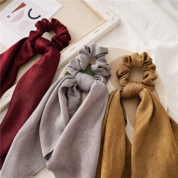 fashion blogger designer jewelr face large streamer hair loop new women's large intestine loop fabric looppony tails holder wholesale f, Golden;silver
fashion blogger designer jewelr face large streamer hair loop new women's large intestine loop fabric looppony tails holder wholesale f, Golden;silver