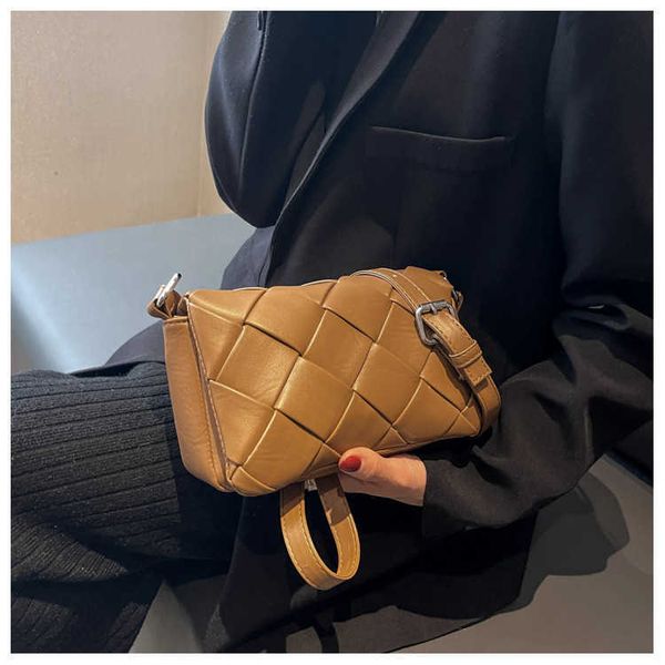 personalized lingge handmade woven bag for women's bag 2023 soft face fashionable temperament high-end feeling crossbody small square b
personalized lingge handmade woven bag for women's bag 2023 soft face fashionable temperament high-end feeling crossbody small square b