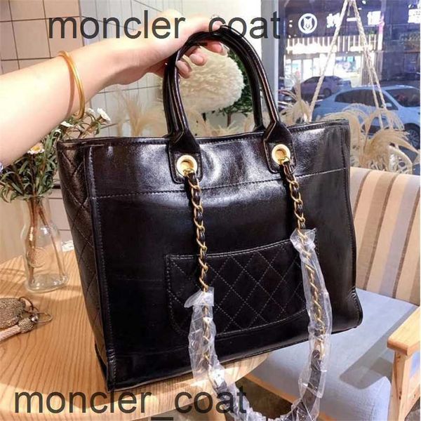 evening bags 80% off women's luxury classic handbags beach metal badge tote bag designer small female capacity large leather one should
evening bags 80% off women's luxury classic handbags beach metal badge tote bag designer small female capacity large leather one should