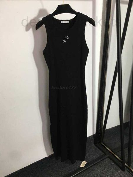 urban dresses designer women's dress knits vest with letter embroidery girls milan runway high end brand tank long bodycon sleeveless t, White;black
urban dresses designer women's dress knits vest with letter embroidery girls milan runway high end brand tank long bodycon sleeveless t, White;black