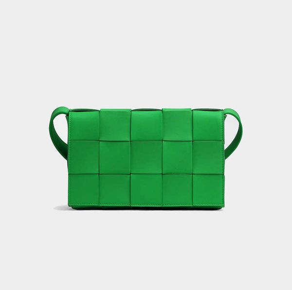 cassette bag fashion designer bag women shoulder bag handbag purse genuine leather cross body chain high grade quality
cassette bag fashion designer bag women shoulder bag handbag purse genuine leather cross body chain high grade quality