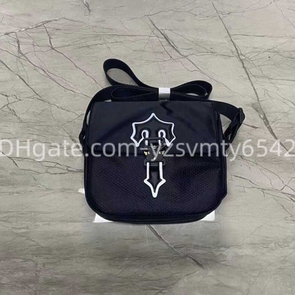 trapstar london street men's bag street trend shoulder bag men's sports casual bag british black
trapstar london street men's bag street trend shoulder bag men's sports casual bag british black