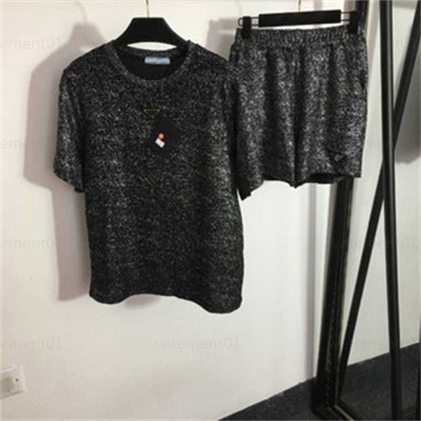 designer womens two piece pants letter triangle label shiny ice silk short-sleeved t shirt shorts outdoor sports luxury women clothing, White
designer womens two piece pants letter triangle label shiny ice silk short-sleeved t shirt shorts outdoor sports luxury women clothing, White