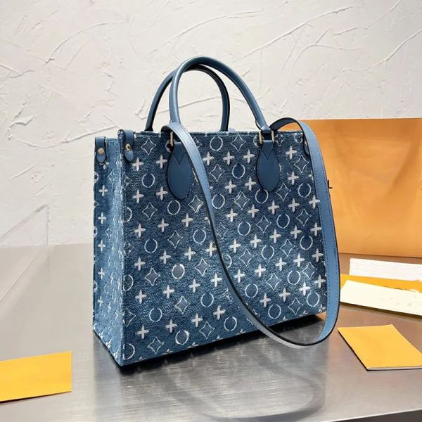 2023 denim crossbody bags women's embossed flowers with designers tote multi funcito handbags shoulder bag fashion versatile
2023 denim crossbody bags women's embossed flowers with designers tote multi funcito handbags shoulder bag fashion versatile