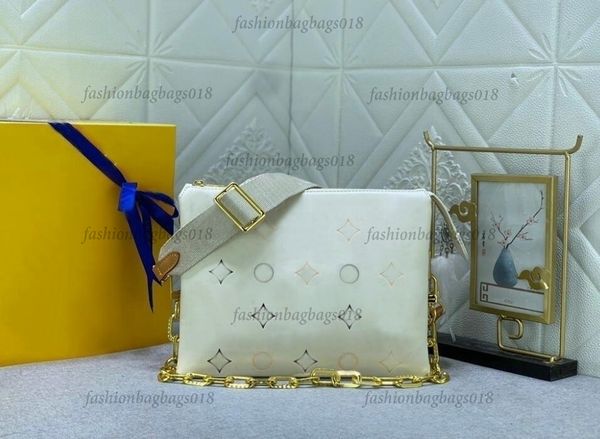 coussin pm m22953 designer luxury womens bag 2023ss by the pool summer tricolor bag braided chain purse clutch beige blue puffy leather hand
coussin pm m22953 designer luxury womens bag 2023ss by the pool summer tricolor bag braided chain purse clutch beige blue puffy leather hand