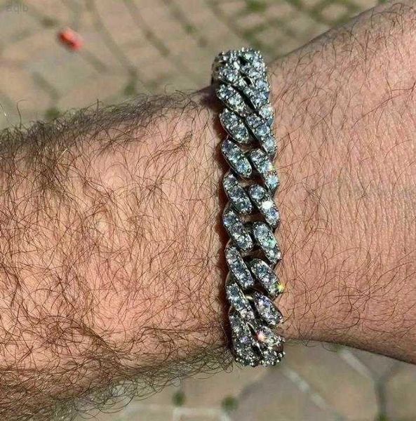 custom fashion jewelry bracelet 925 silver hip hop 12mm setting diamond moissanite miami cuban bracelet
custom fashion jewelry bracelet 925 silver hip hop 12mm setting diamond moissanite miami cuban bracelet