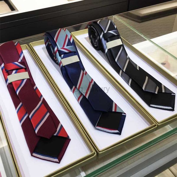 men neck ties designer ties fashion mens neckties stripes letter print business leisure handmade cravat silk luxury with original box 12, Blue;purple
men neck ties designer ties fashion mens neckties stripes letter print business leisure handmade cravat silk luxury with original box 12, Blue;purple