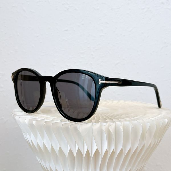 designer tomford sunglasses classic large frame glasses high beauty, handsome and full of sunglasses, White;black
designer tomford sunglasses classic large frame glasses high beauty, handsome and full of sunglasses, White;black