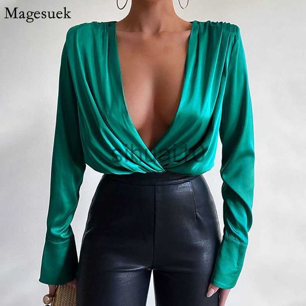 women's blouses shirts deep v-neck satin bodysuit shirts ladies 2023 silk blouse women casual loose office lady pleated long sleeve 19, White
women's blouses shirts deep v-neck satin bodysuit shirts ladies 2023 silk blouse women casual loose office lady pleated long sleeve 19, White