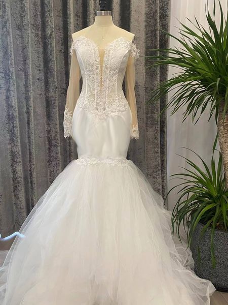 2023 mermaid wedding dresses african off shoulder lace appliques long sleeves illusion vestidos de novia bridal gowns real image zipper back, White
2023 mermaid wedding dresses african off shoulder lace appliques long sleeves illusion vestidos de novia bridal gowns real image zipper back, White