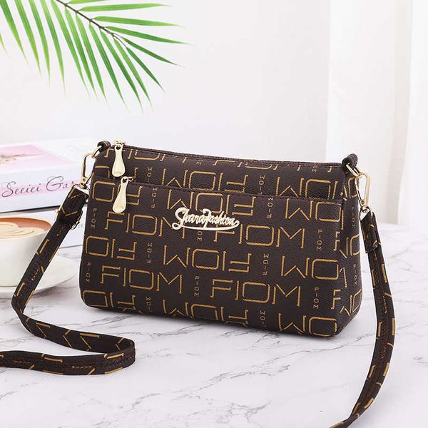 bag women 2022 new fashion oblique cross bag trend korean version high-capacity mother middle-aged and elderly single shoulder mobile phone
bag women 2022 new fashion oblique cross bag trend korean version high-capacity mother middle-aged and elderly single shoulder mobile phone