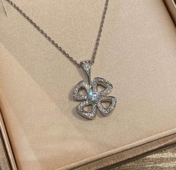 2021 luxurious quality flower pendant necklace with hollow design and diamond for women wedding jewelry gift bracelet earring eng1995965, Silver
2021 luxurious quality flower pendant necklace with hollow design and diamond for women wedding jewelry gift bracelet earring eng1995965, Silver