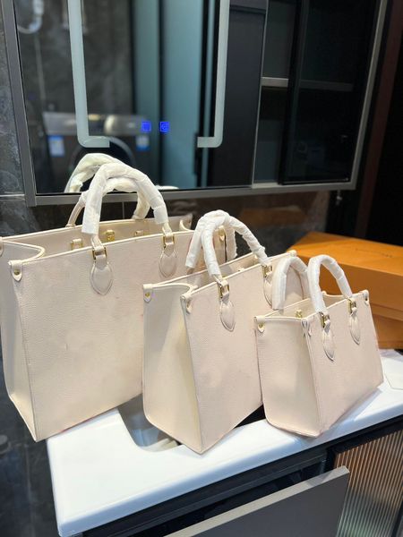 luxury the tote bag shoulder bags designer handbag woman hight quality fashion leather purse pm mm gm size classic clutch bag crossbody shop
luxury the tote bag shoulder bags designer handbag woman hight quality fashion leather purse pm mm gm size classic clutch bag crossbody shop