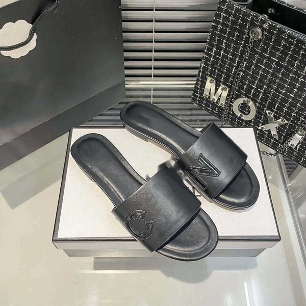 designer slippers women slippers fashion luxury floral slippers leather rubber flat sandals summer slippers, Black
designer slippers women slippers fashion luxury floral slippers leather rubber flat sandals summer slippers, Black
