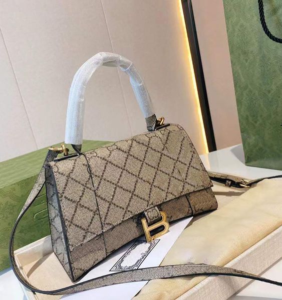 lady shopping bags fashion handbags women totes shoulder cross body half moon luxury genuine leather classic retro purse wallets handle squa
lady shopping bags fashion handbags women totes shoulder cross body half moon luxury genuine leather classic retro purse wallets handle squa