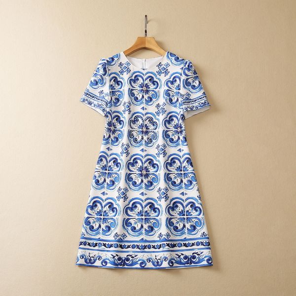 european and american women's dress 2023 summer new style short sleeve heavy stitching bead blue court print fashion dress, Black;gray
european and american women's dress 2023 summer new style short sleeve heavy stitching bead blue court print fashion dress, Black;gray