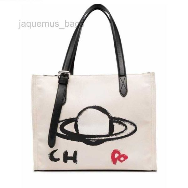 version canvas high saturn bags womens large capacity handbag designer tote bag fashion underarm shoulder shoppingbag
version canvas high saturn bags womens large capacity handbag designer tote bag fashion underarm shoulder shoppingbag
