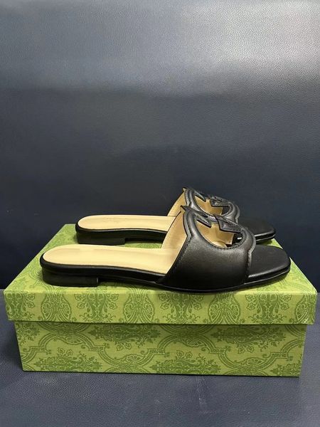 slipper luxury designer leather ladies sandals summer flat shoes fashion beach women slippers letter drag 35-42, Black
slipper luxury designer leather ladies sandals summer flat shoes fashion beach women slippers letter drag 35-42, Black