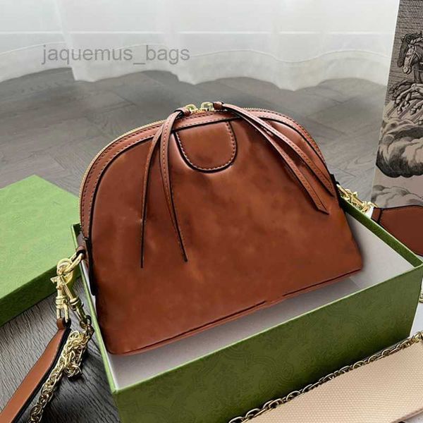 chain shell bag fashion designer bags women's cross body leather embossing crossbody satchel handbag pu wallet diana tote
chain shell bag fashion designer bags women's cross body leather embossing crossbody satchel handbag pu wallet diana tote