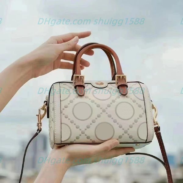 true leather totes cosmetic bags designers luxurys women wine barrel bag shoulder bags handbags famous brands embossing process cultch bags
true leather totes cosmetic bags designers luxurys women wine barrel bag shoulder bags handbags famous brands embossing process cultch bags