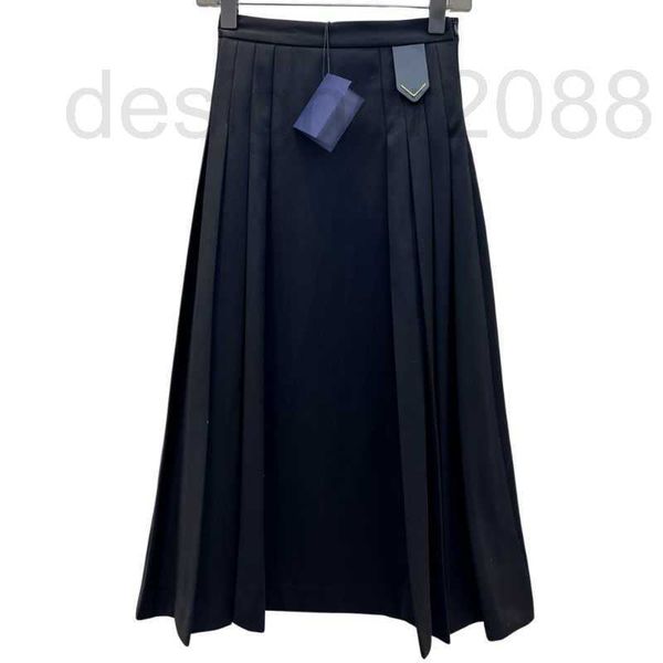 skirts designer women a-line with letter triangular sign skirt girls female new vintage milan runway brand high end custom long pleated dres, Black
skirts designer women a-line with letter triangular sign skirt girls female new vintage milan runway brand high end custom long pleated dres, Black