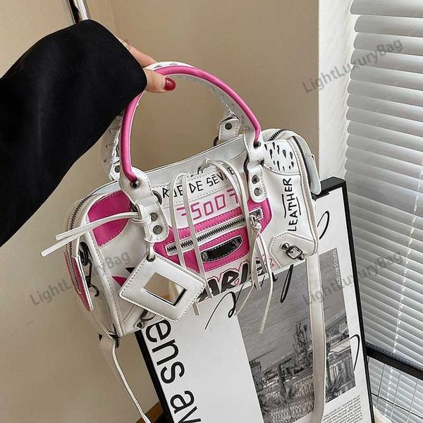 designer neo cagole small leather handbag harajuku rivet motorcycle women's bag graffiti punk small handheld crossbody bag
designer neo cagole small leather handbag harajuku rivet motorcycle women's bag graffiti punk small handheld crossbody bag