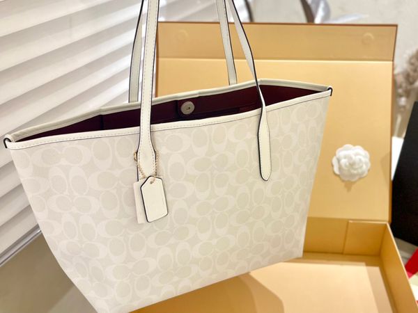 fashion designer handbag women vintage canvas handbag classic women handbag fashion trend style color variety
fashion designer handbag women vintage canvas handbag classic women handbag fashion trend style color variety