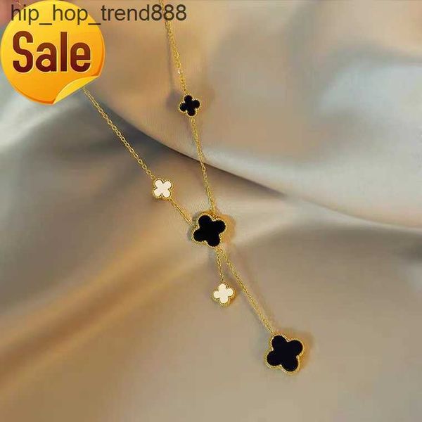 designer necklace 18k gold 925 silver necklace flower pendant jewelry wedding dinner party accessories
designer necklace 18k gold 925 silver necklace flower pendant jewelry wedding dinner party accessories