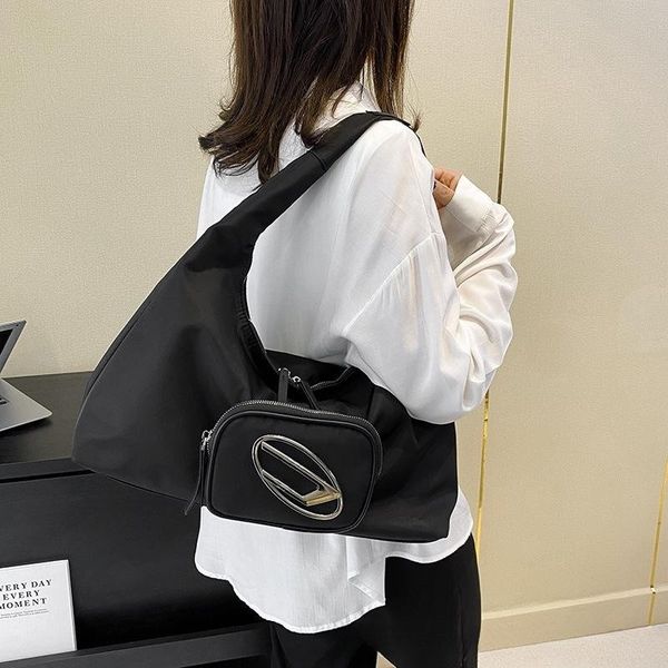designer bag nylon canvas denim pu shoulder bag women's large capacity tote casual handheld one shoulder underarm bag soft bag
designer bag nylon canvas denim pu shoulder bag women's large capacity tote casual handheld one shoulder underarm bag soft bag