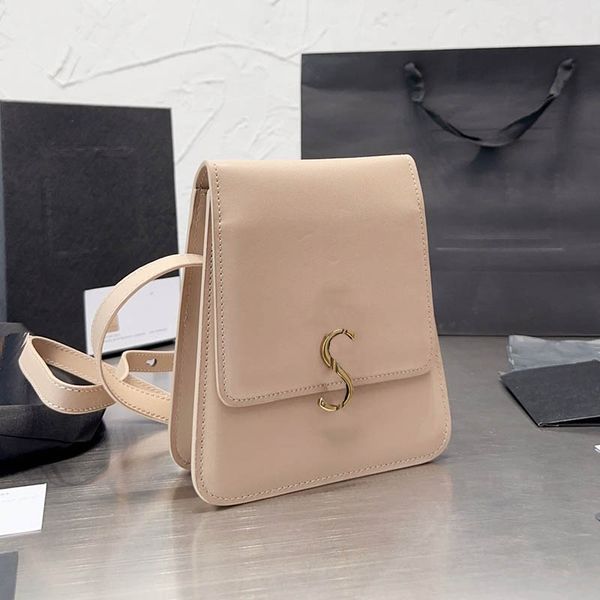 vertical model women luxury crossbody bag gold hardware emblem flap designer bag vanity case handbag leather quilted clutch coin purse key p
vertical model women luxury crossbody bag gold hardware emblem flap designer bag vanity case handbag leather quilted clutch coin purse key p
