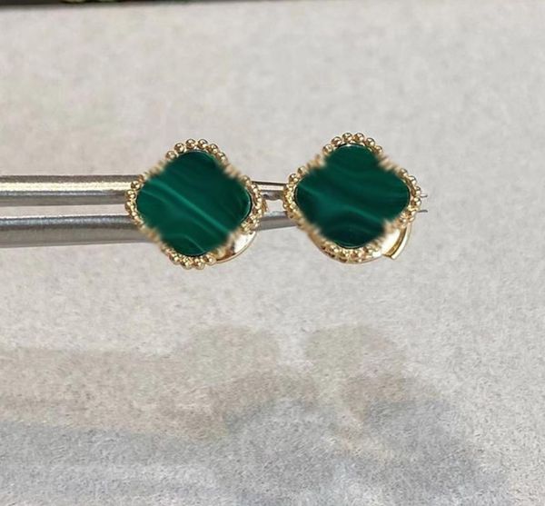 claasic designer stud earrings women love four clover cleef screw party hoop wedding earring couple gift fashion luxury van2167572, Golden;silver
claasic designer stud earrings women love four clover cleef screw party hoop wedding earring couple gift fashion luxury van2167572, Golden;silver