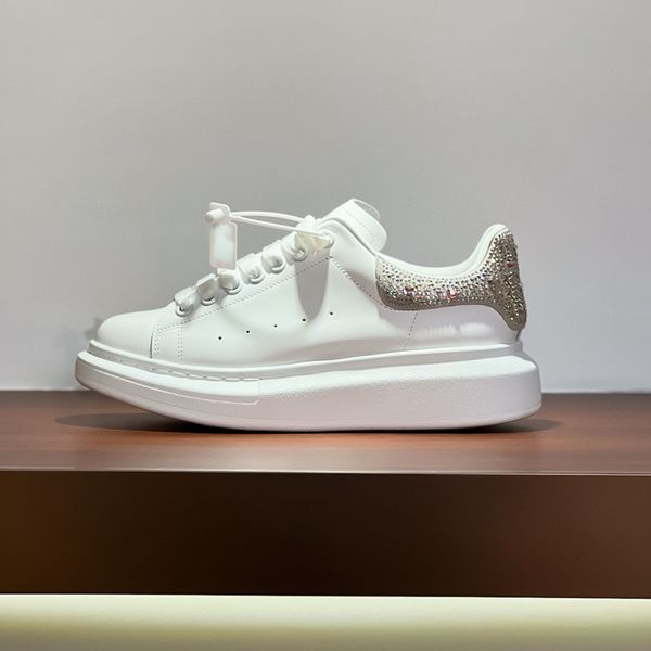 2023 new water diamond little white shoes luxury designer senior couple board shoes genuine leather breathable mens and womens shoes sports, Black
2023 new water diamond little white shoes luxury designer senior couple board shoes genuine leather breathable mens and womens shoes sports, Black