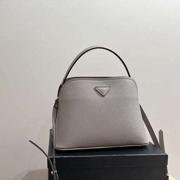 crossbody bags bucket bags designers handbags women classic leather red green shoulder handbag 7a designer bags tote womens purse 230621
crossbody bags bucket bags designers handbags women classic leather red green shoulder handbag 7a designer bags tote womens purse 230621