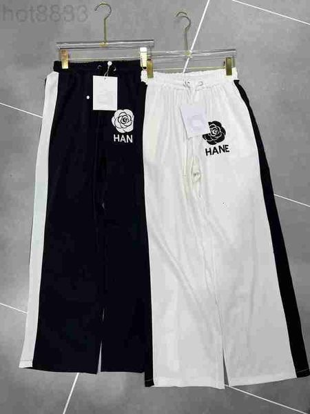 women's pants & capris designer women girls with letter embroidery female high end milan runway casual jersey jogging loose outwear str, Black;white
women's pants & capris designer women girls with letter embroidery female high end milan runway casual jersey jogging loose outwear str, Black;white