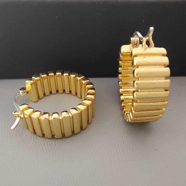 ashui same texture stripe s925 silver needle temperament mechanical cool wind earrings electroplated in 18k gold platinum women kids
ashui same texture stripe s925 silver needle temperament mechanical cool wind earrings electroplated in 18k gold platinum women kids