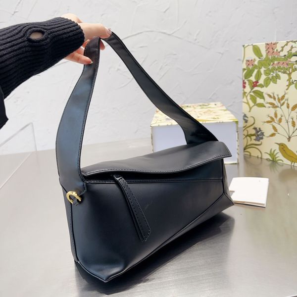 designer bag puzzle hobo underarm bag the geometric shape covers the body dinner bag cross shoulder bag
designer bag puzzle hobo underarm bag the geometric shape covers the body dinner bag cross shoulder bag
