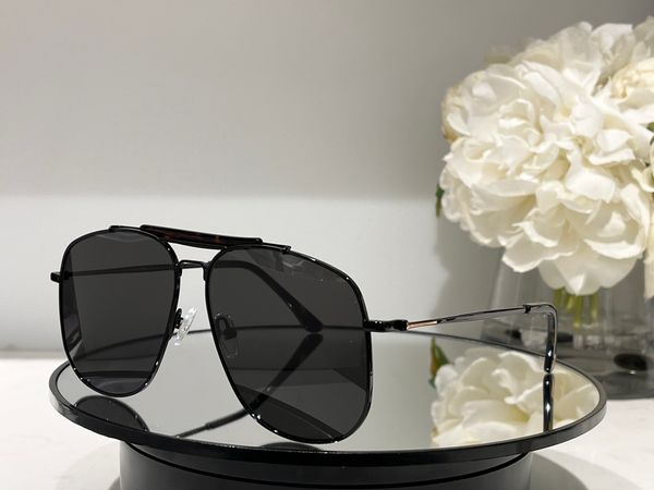 fashionable tomford sunglasses for men and women, trendy and tall eyewear for street pgraphy, uv resistant, White;black
fashionable tomford sunglasses for men and women, trendy and tall eyewear for street pgraphy, uv resistant, White;black