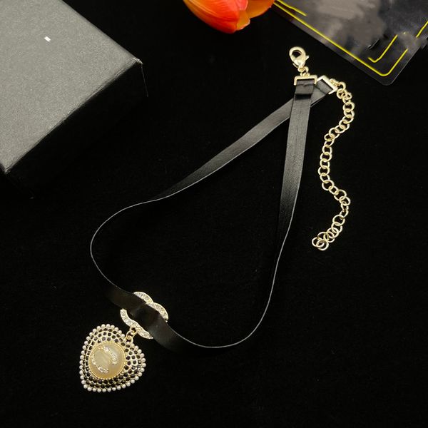 brand women's gold necklace pendant ccity designer crystal chokers necklace woman jewelry banquet party accessories 764556, Silver
brand women's gold necklace pendant ccity designer crystal chokers necklace woman jewelry banquet party accessories 764556, Silver