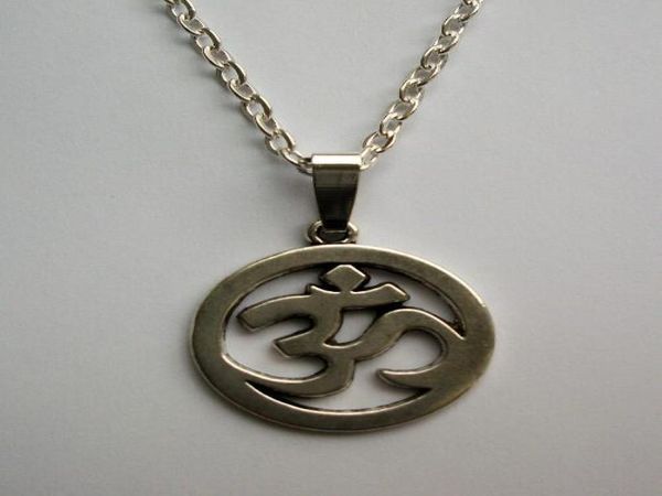 vintage silver om sign symbol necklaces pendants choker long chain statement necklacespendants for women gift diy jewelry9963540
vintage silver om sign symbol necklaces pendants choker long chain statement necklacespendants for women gift diy jewelry9963540