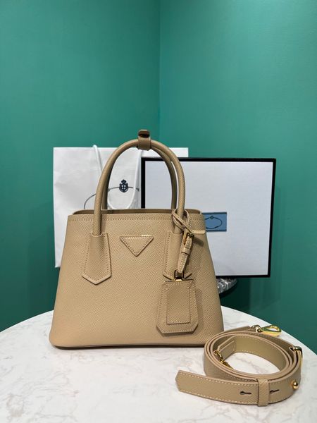 1bg443 classic handbag cowhide custom crossbody bag with detachable shoulder strap practical and versatile shoulder bag fashion generous
1bg443 classic handbag cowhide custom crossbody bag with detachable shoulder strap practical and versatile shoulder bag fashion generous