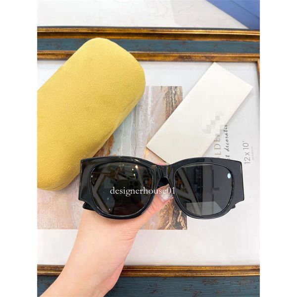designer sunglasses2023 new sunglasses for men and women sunglasses in the main street, White;black
designer sunglasses2023 new sunglasses for men and women sunglasses in the main street, White;black