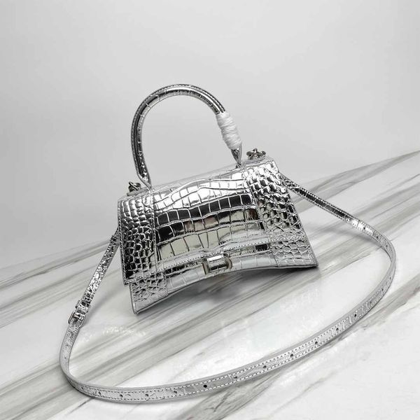 designers handbag bag shoulder crossbody purse alligator half moon bags letters shopping tote hasp zipper pocket crocodile women luxurys bag
designers handbag bag shoulder crossbody purse alligator half moon bags letters shopping tote hasp zipper pocket crocodile women luxurys bag