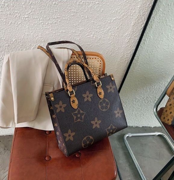 luxurys designer tote bag onthego totes handbag pm mm gm bag handbags pu leather shoulder bag evening louisity purse vuttonity cross body ba
luxurys designer tote bag onthego totes handbag pm mm gm bag handbags pu leather shoulder bag evening louisity purse vuttonity cross body ba