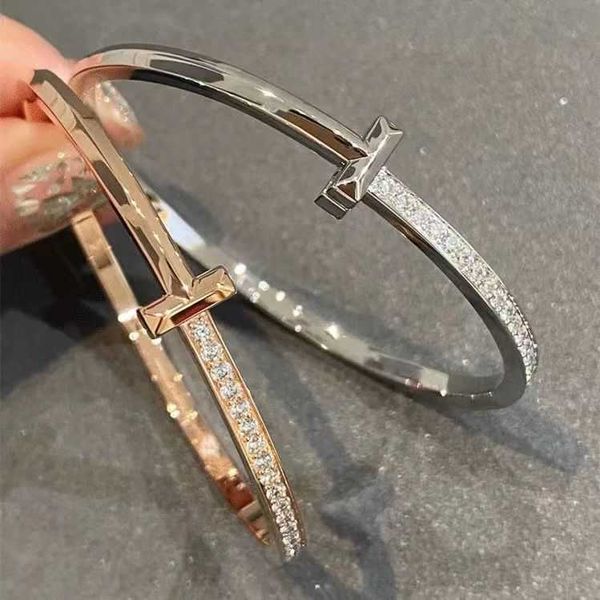 tiffay t1 bracelet 18k rose gold women's 925 sterling silver lovers new yiyang qianxi simple, Black
tiffay t1 bracelet 18k rose gold women's 925 sterling silver lovers new yiyang qianxi simple, Black