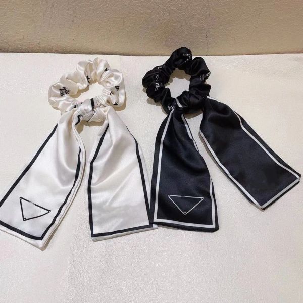 8x120cm designer letters print floral silk scarf headband for women fashion scarves shoulder tote luggage ribbon head wraps double ribbon la, Blue;gray 
8x120cm designer letters print floral silk scarf headband for women fashion scarves shoulder tote luggage ribbon head wraps double ribbon la, Blue;gray