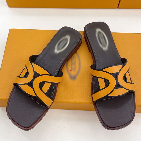 2023 fashion designer slippers men's and women's casual beach sandals soft-bottomed slippers foam ochre slippers luxury slippers b, Black
2023 fashion designer slippers men's and women's casual beach sandals soft-bottomed slippers foam ochre slippers luxury slippers b, Black