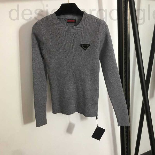 women's t-shirt designer 4 colors long sleeve designer women knitted t shirt triangle badge ladies winter sweaters molk, White
women's t-shirt designer 4 colors long sleeve designer women knitted t shirt triangle badge ladies winter sweaters molk, White