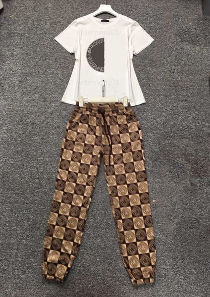 crew neck white t shirt two piece set women classic pattern decorated short-sleeved tshirt fashion casual elastic waist pants summer tracksu, Gray
crew neck white t shirt two piece set women classic pattern decorated short-sleeved tshirt fashion casual elastic waist pants summer tracksu, Gray